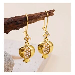 VINTAGE POMEGRANATE DROP EARRINGS